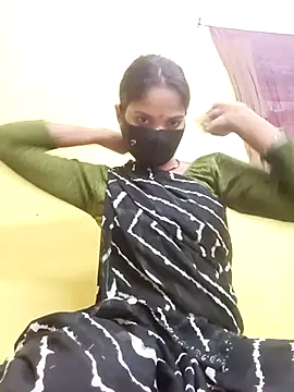 Shreya-750 online show from 11/26/25, 08:48