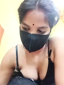 Snapshot of Shreya-750 chatting on 03/29/26, 03:56 Shreya-750 online show from 03/29/26, 03:56