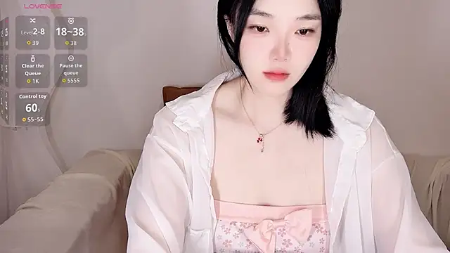 upoo7lt online show from 03/18/26, 01:20