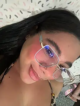 Snapshot of MelissaHex chatting on 11/25/25, 09:59 MelissaHex online show from 11/25/25, 09:59