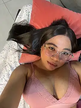 Snapshot of MelissaHex chatting on 11/28/25, 11:07 MelissaHex online show from 11/28/25, 11:07