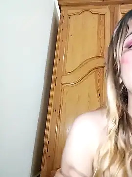 Snapshot of indilasixeey chatting on 11/13/25, 02:10 indilasixeey online show from 11/13/25, 02:10