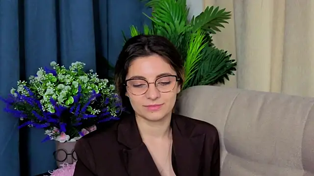 CasandraMickell online show from 11/07/25, 08:31