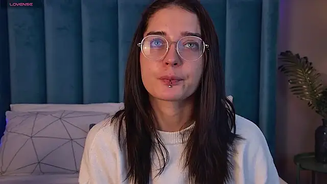 Snapshot of EricaKors chatting on 02/07/26, 05:44 EricaKors online show from 02/07/26, 05:44