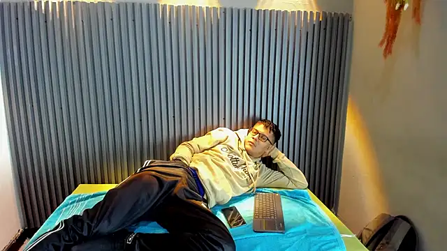 STEPHEN BONNET online show from 10/27/25, 12:42