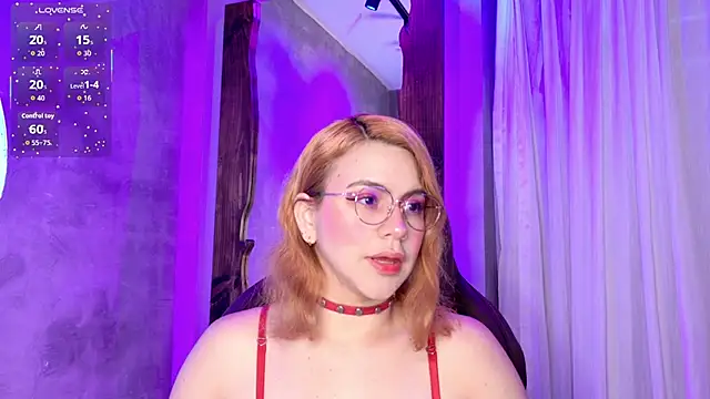 sussiestrawberry online show from 11/13/25, 10:25