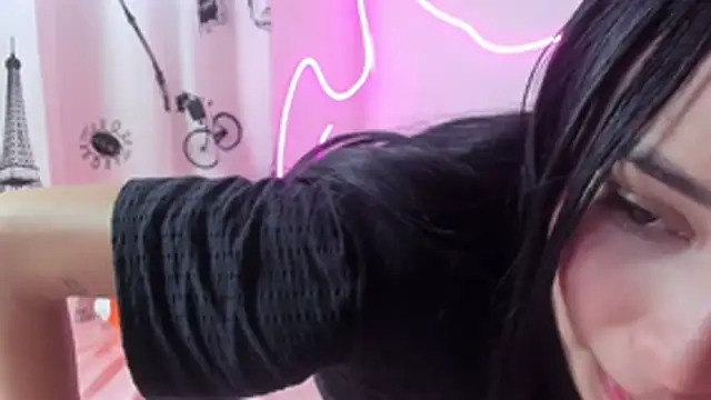 Snapshot of Viko_vegas chatting on 10/30/25, 03:02 Viko vegas online show from 10/30/25, 03:02