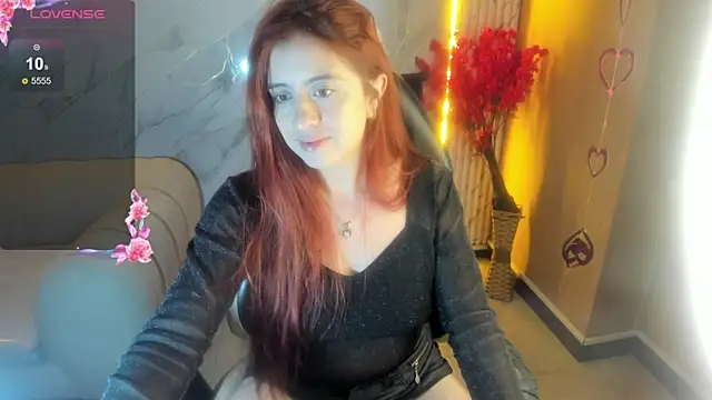Snapshot of andrea_tasty_tf chatting on 04/18/26, 01:37 andrea tasty tf online show from 04/18/26, 01:37