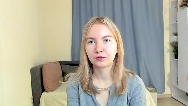 Snapshot of CathyHeximer chatting on 12/03/25, 07:38 CathyHeximer online show from 12/03/25, 07:38