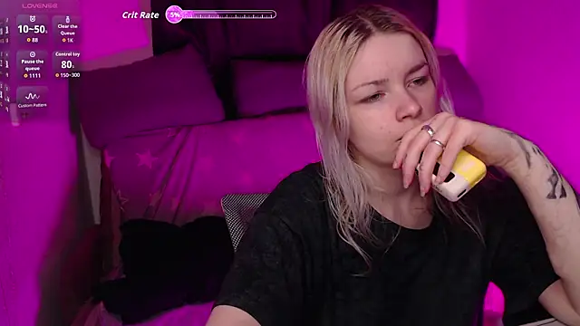 CherryNight6 online show from 03/18/26, 09:07