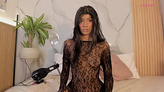 Fyre divine online show from 04/25/26, 10:18