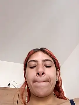 Lunatemptress4 online show from 11/30/25, 01:04