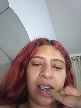 Lunatemptress4 online show from 01/09/26, 01:30