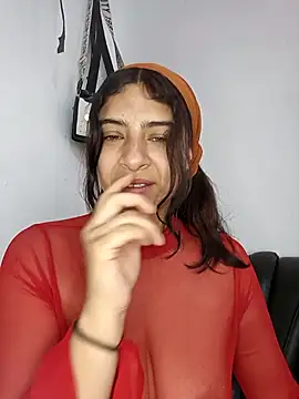 Lunatemptress4 online show from 03/31/26, 12:27