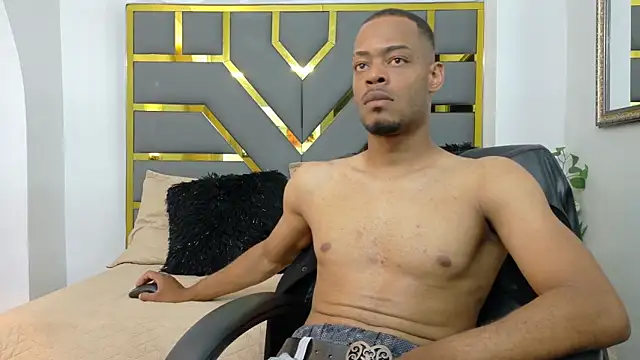 Snapshot of Neytanmalcon chatting on 10/30/25, 08:42 Neytanmalcon online show from 10/30/25, 08:42