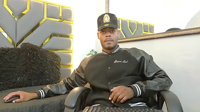 Snapshot of Neytanmalcon chatting on 11/04/25, 09:03 Neytanmalcon online show from 11/04/25, 09:03