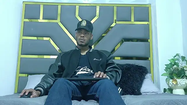 Snapshot of Neytanmalcon chatting on 11/09/25, 03:05 Neytanmalcon online show from 11/09/25, 03:05