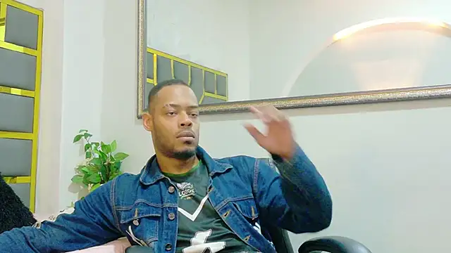 Snapshot of Neytanmalcon chatting on 11/19/25, 08:09 Neytanmalcon online show from 11/19/25, 08:09