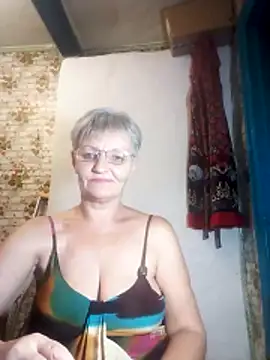 Snapshot of NikaGold454 chatting on 12/04/25, 11:52 NikaGold454 online show from 12/04/25, 11:52