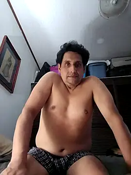 Snapshot of elargon_dawn chatting on 10/29/25, 04:37 elargon dawn online show from 10/29/25, 04:37