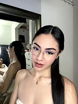 IslaCole online show from 01/09/26, 12:13