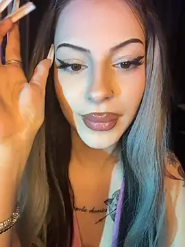 Snapshot of NovaPearl chatting on 04/26/26, 08:39 NovaPearl online show from 04/26/26, 08:39