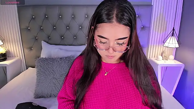 Anasha21 online show from 04/07/26, 04:35