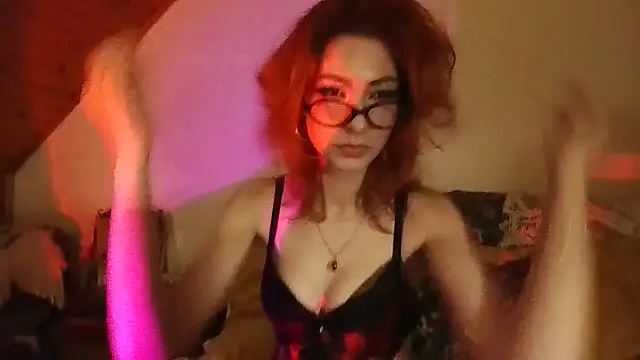 Snapshot of carmine_cate chatting on 04/10/26, 03:01 carmine cate online show from 04/10/26, 03:01