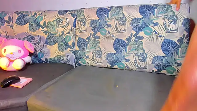 Snapshot of shopy_horny chatting on 03/14/26, 09:59 shopy horny online show from 03/14/26, 09:59