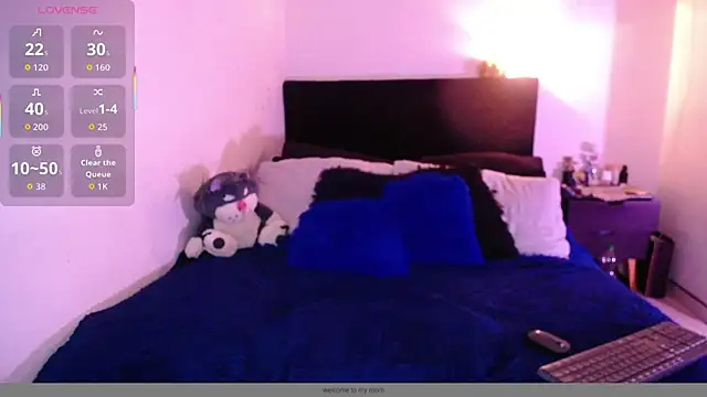 SharonSalazar online show from 11/14/25, 02:43