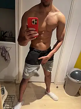 bigDickParis92 online show from 04/04/26, 03:38