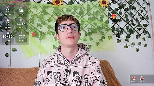 Snapshot of Erick_Taylor3 chatting on 10/31/25, 03:24 Erick Taylor3 online show from 10/31/25, 03:24