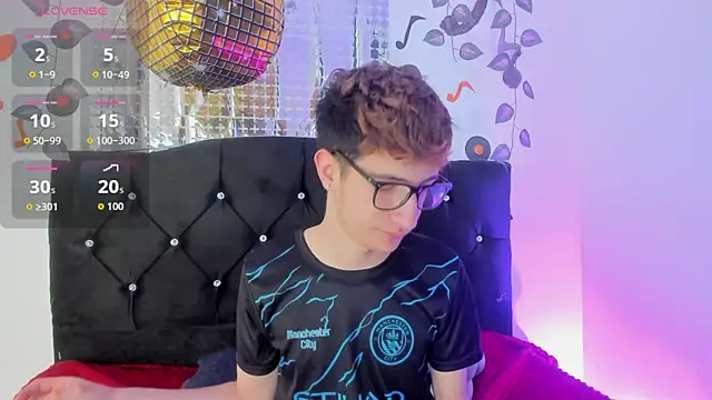 Snapshot of Erick_Taylor3 chatting on 11/01/25, 05:59 Erick Taylor3 online show from 11/01/25, 05:59