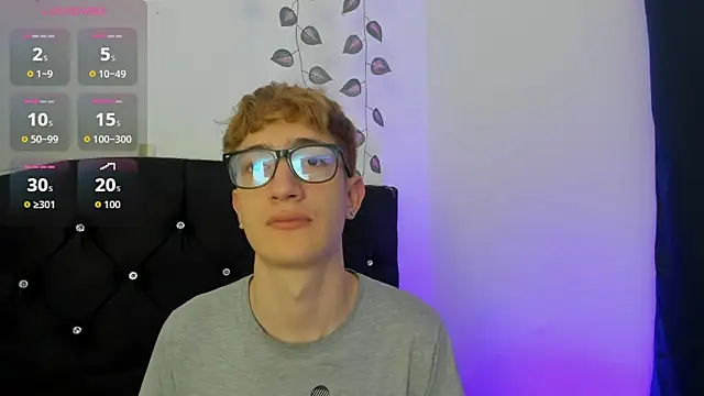 Snapshot of Erick_Taylor3 chatting on 11/07/25, 05:35 Erick Taylor3 online show from 11/07/25, 05:35