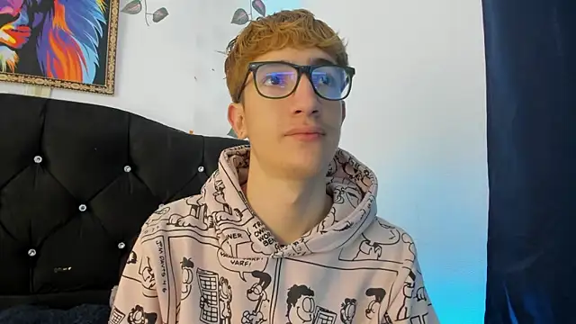 Snapshot of Erick_Taylor3 chatting on 11/19/25, 05:57 Erick Taylor3 online show from 11/19/25, 05:57