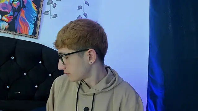 Snapshot of Erick_Taylor3 chatting on 11/21/25, 06:06 Erick Taylor3 online show from 11/21/25, 06:06