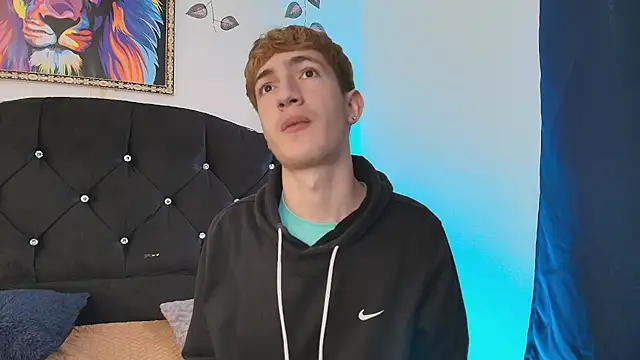 Snapshot of Erick_Taylor3 chatting on 11/25/25, 06:19 Erick Taylor3 online show from 11/25/25, 06:19