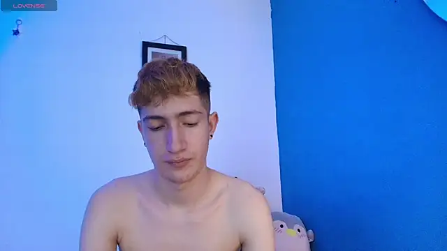 Snapshot of Erick_Taylor3 chatting on 06/12/26, 08:41 Erick Taylor3 online show from 06/12/26, 08:41