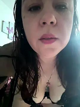 Rheetnena1 online show from 12/20/25, 05:42