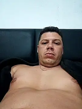 Snapshot of jhow2029 chatting on 10/26/25, 03:34 jhow2029 online show from 10/26/25, 03:34