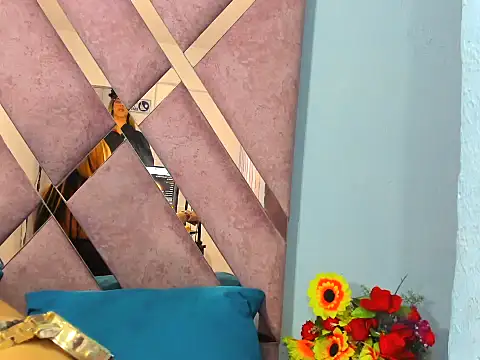 Faehlis  online show from 10/23/25, 03:50