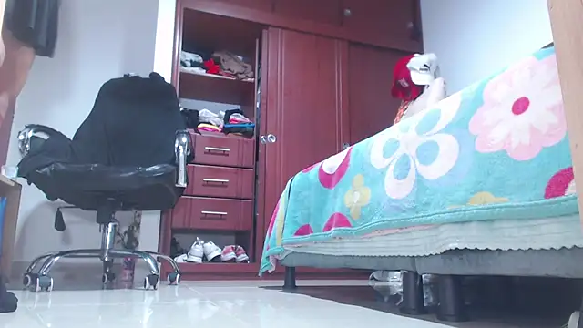 SamantaRosee online show from 04/11/26, 01:54