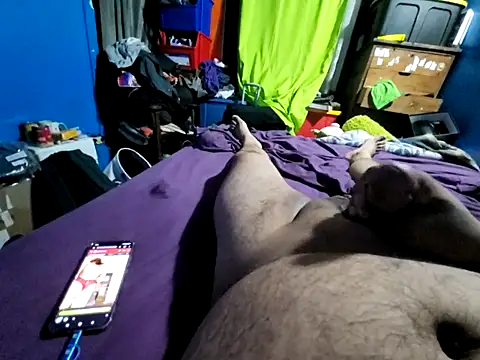 Snapshot of mbrc35 chatting on 12/19/25, 03:57 mbrc35 online show from 12/19/25, 03:57