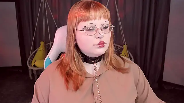 Snapshot of LottieReed chatting on 03/12/26, 05:30 LottieReed online show from 03/12/26, 05:30