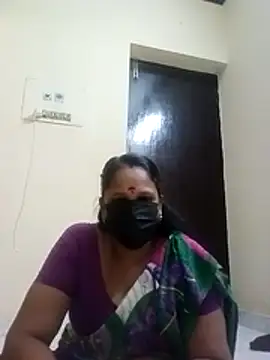 tamilammu1431 online show from 10/29/25, 01:46