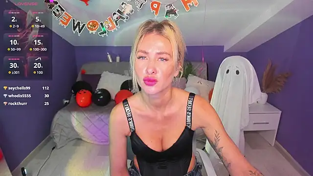 MadamMilly  online show from 11/01/25, 06:37