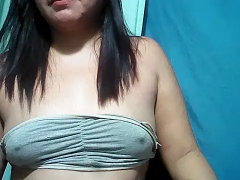 Snapshot of lady_pam2025 chatting on 04/10/26, 01:00 lady pam2025 online show from 04/10/26, 01:00