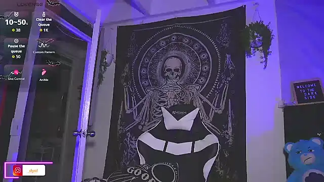 Dalia Vorhees online show from 12/05/25, 01:25