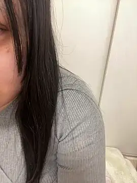 Snapshot of RIHO_riho_01 chatting on 04/08/26, 01:38 RIHO riho 01 online show from 04/08/26, 01:38