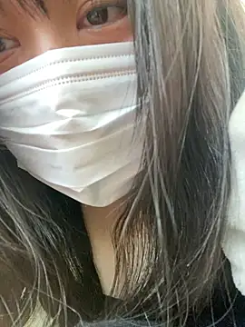 Snapshot of RIHO_riho_01 chatting on 04/11/26, 05:23 RIHO riho 01 online show from 04/11/26, 05:23